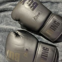 8oz boxing gloves