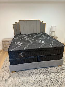 King Size mattress pillow top 12”.    New mattress in a plastic sealed
