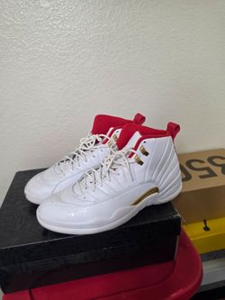 AIR JORDAN 12 RETRO white university red