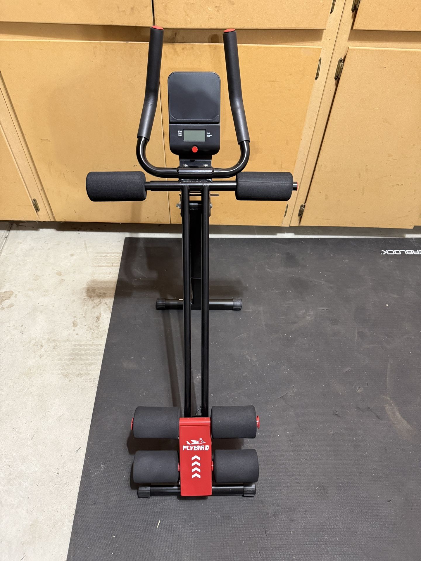 Ab machine (highly adjustable good for beginners)