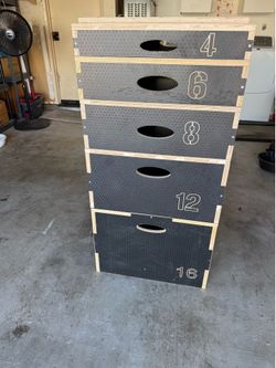 Wooden Pylo boxes for exercise gym