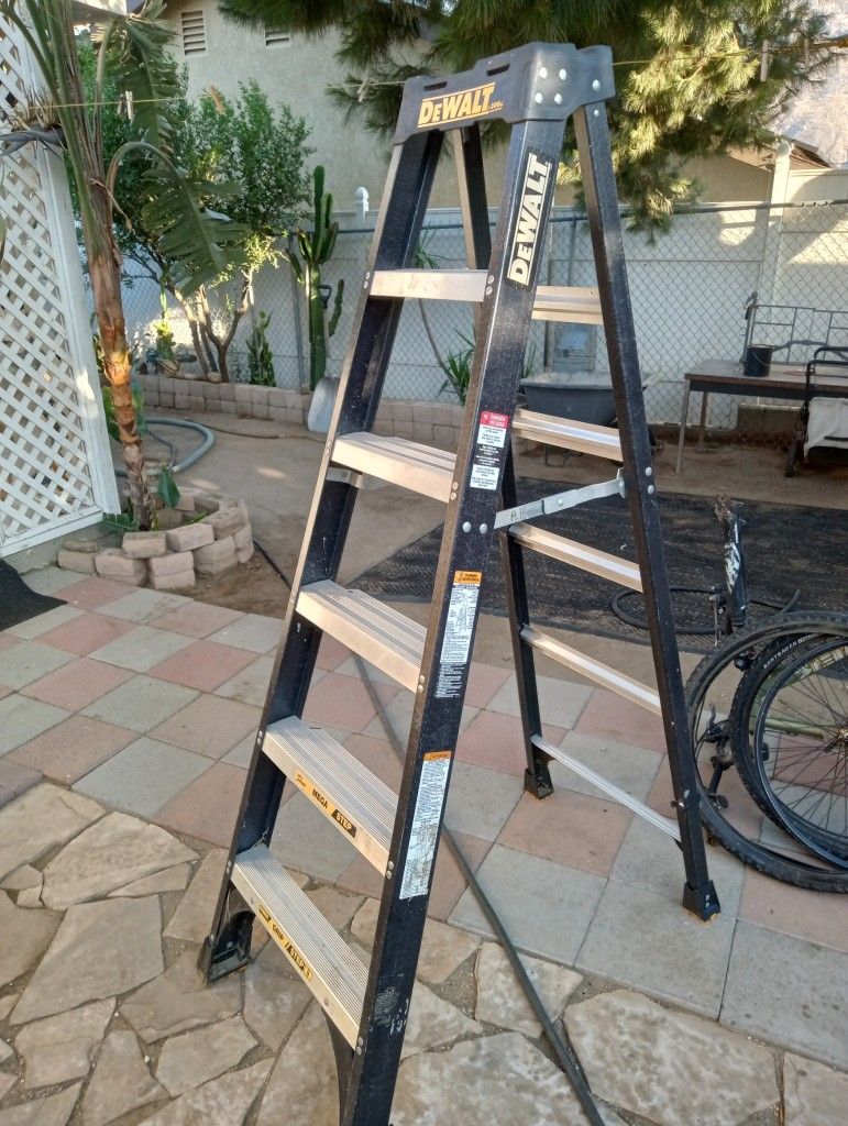 DeWalt 6' A frame ladder$80 (New)