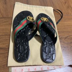 Gucci Sandals Size 10.5 Unisex, New And Never Worn, Grade A+ Looks Real