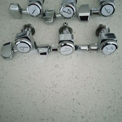 Fender Locking Tuning Machines