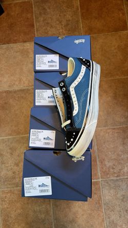 Navy Blue Pearlized Vans Size 7.5 Men (9 Women) Brand New