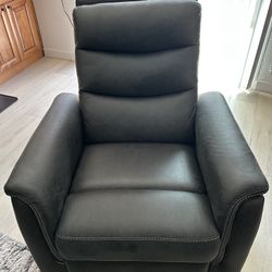 Recliner 