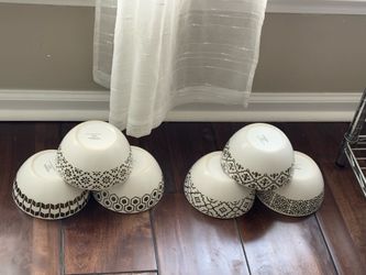 Mikasa Bowls Set