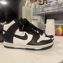 Nike Pandas And Converse 