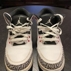 Jordan Retro 3 Size 7 Youth