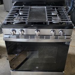 NEW GE GAS RANGE 5 BURNERS WITH CONVECTION OVEN STAINLESS STEEL 