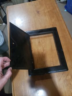 Laundry chute door