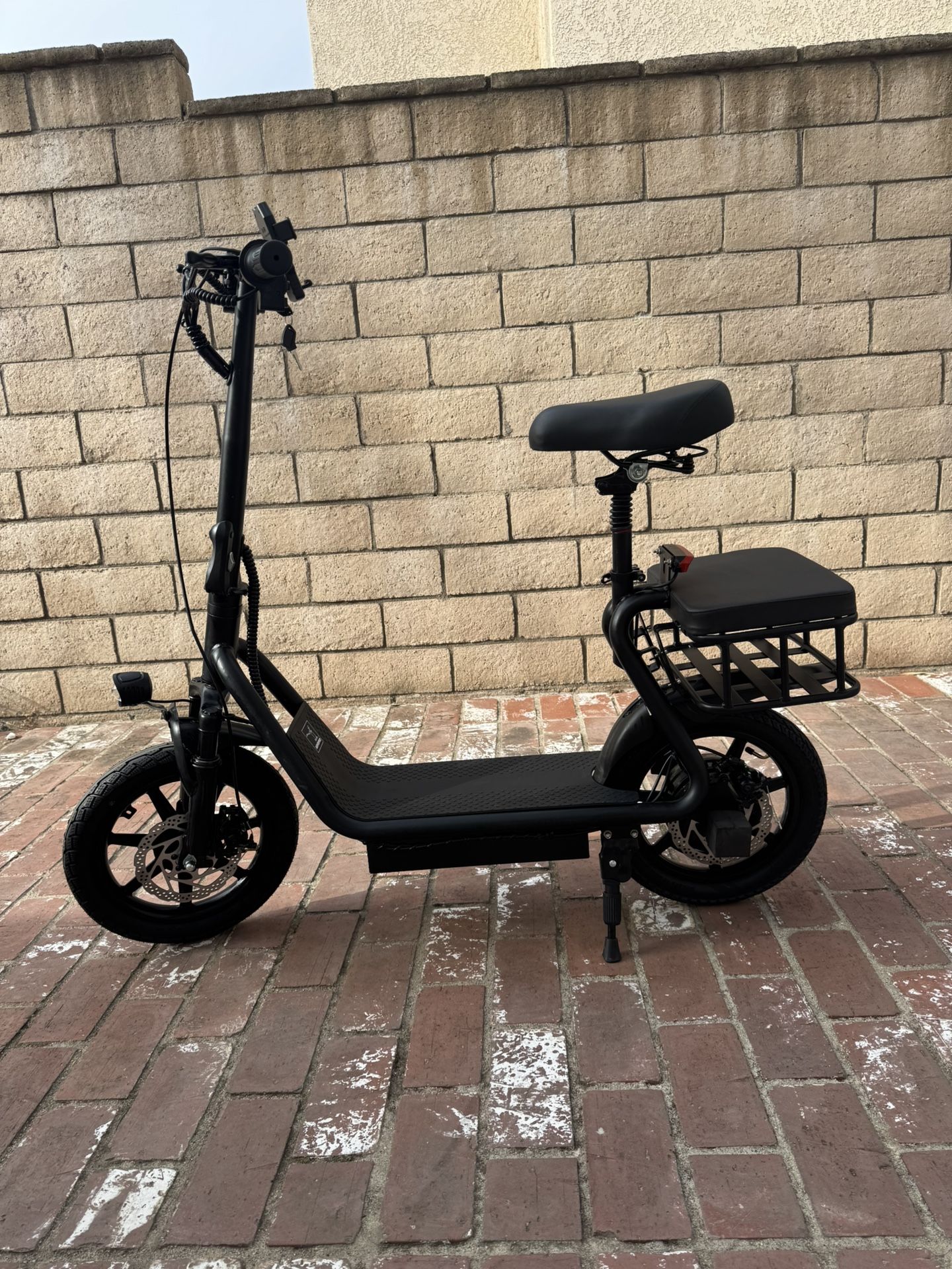 Electric scooter