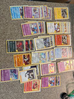 Holo Pokémon Cards 25th Anniversary