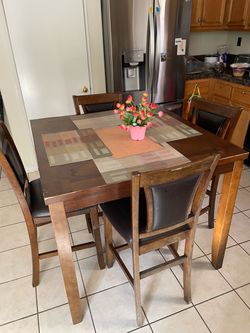 4 seater dining set