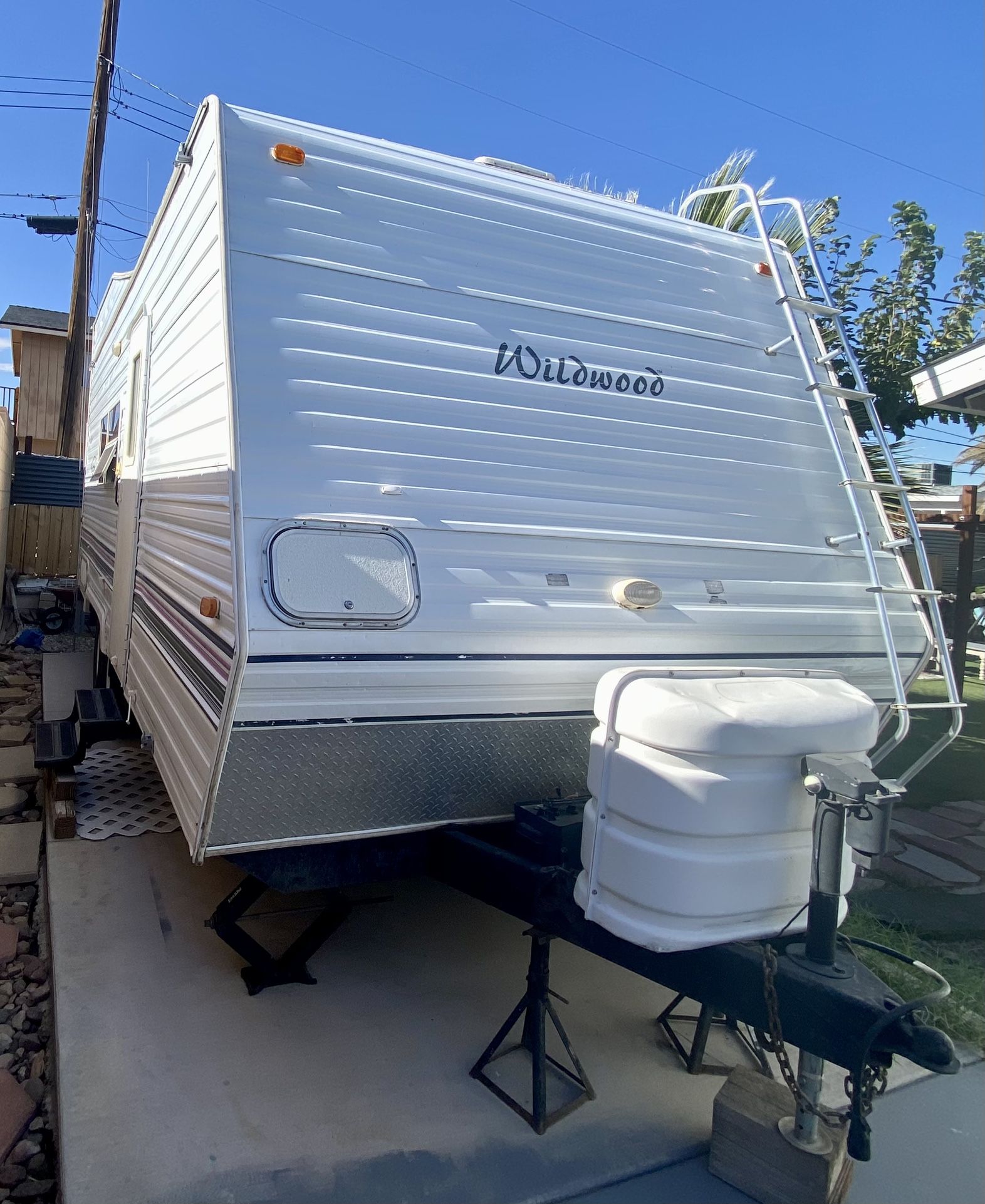 2001 Wildwood RV (Toy Hauler)