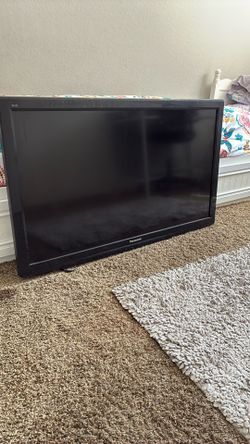 42” Panasonic tv