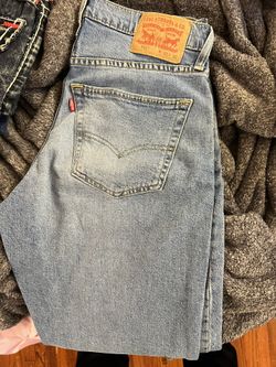 Levi Jeans Size 32 