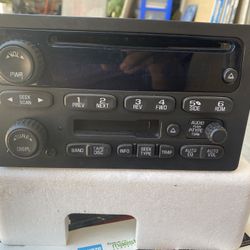 Chevy Silverado 2004 Stereo Cd Player