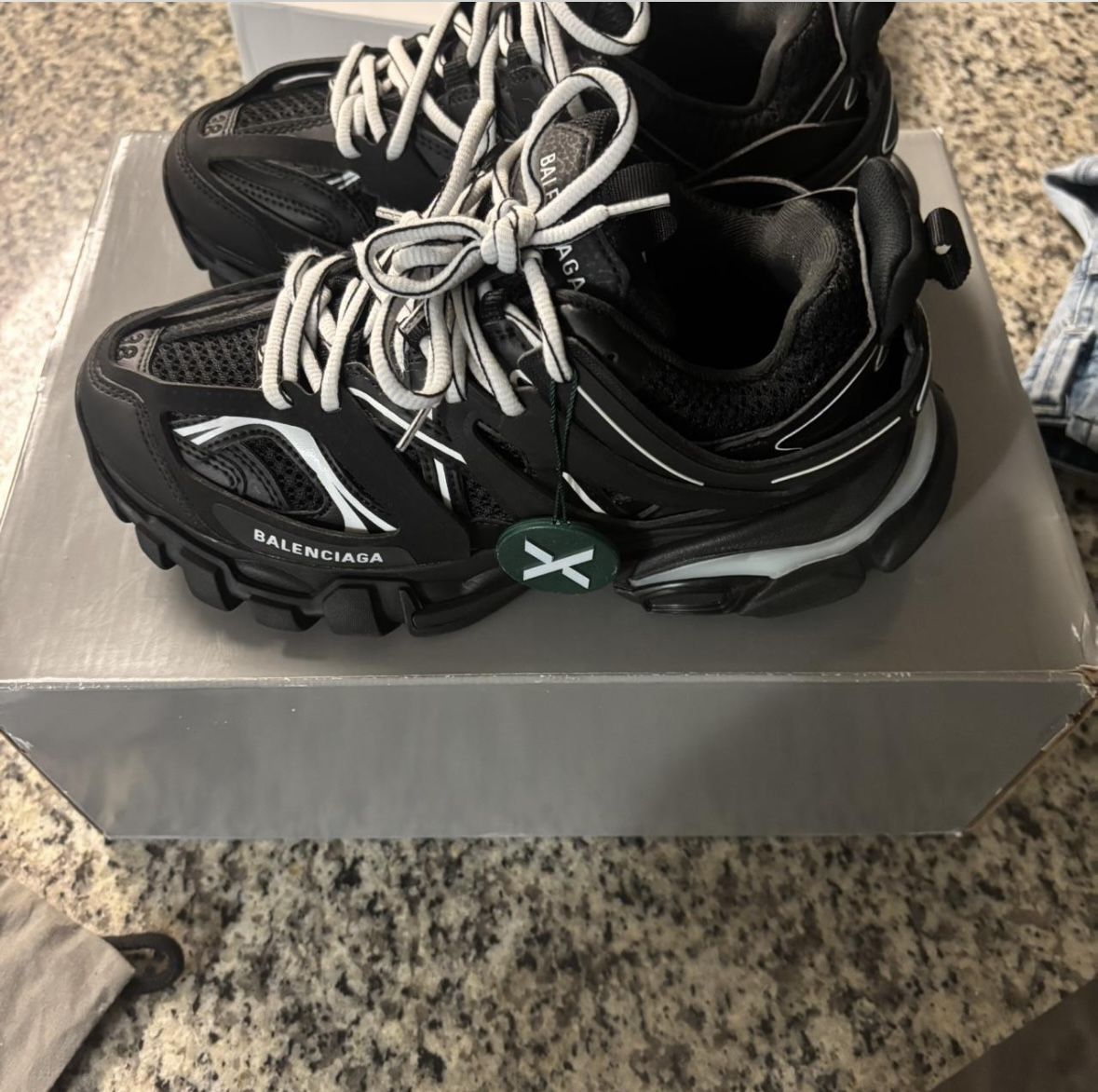 Balenciaga tracks LED size EU 38