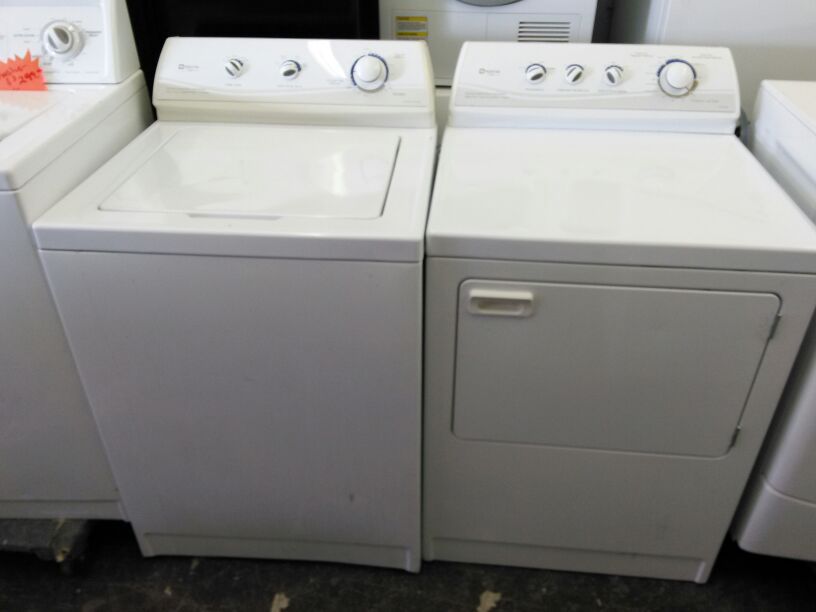 Maytag washer and dryer set