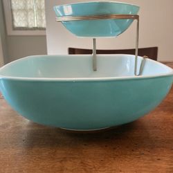 Pyrex Chip & Dip Turquoise Glass Set
