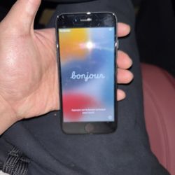 Iphone 7 32gb perfect condition