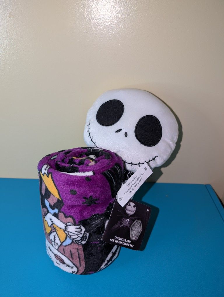 🩷 Nightmare Before Christmas Hugger Plushie and Comfy Throw (50x60) ✨💝