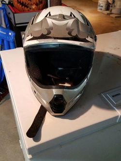 Medium sized AFX Kyo Loku design helmet