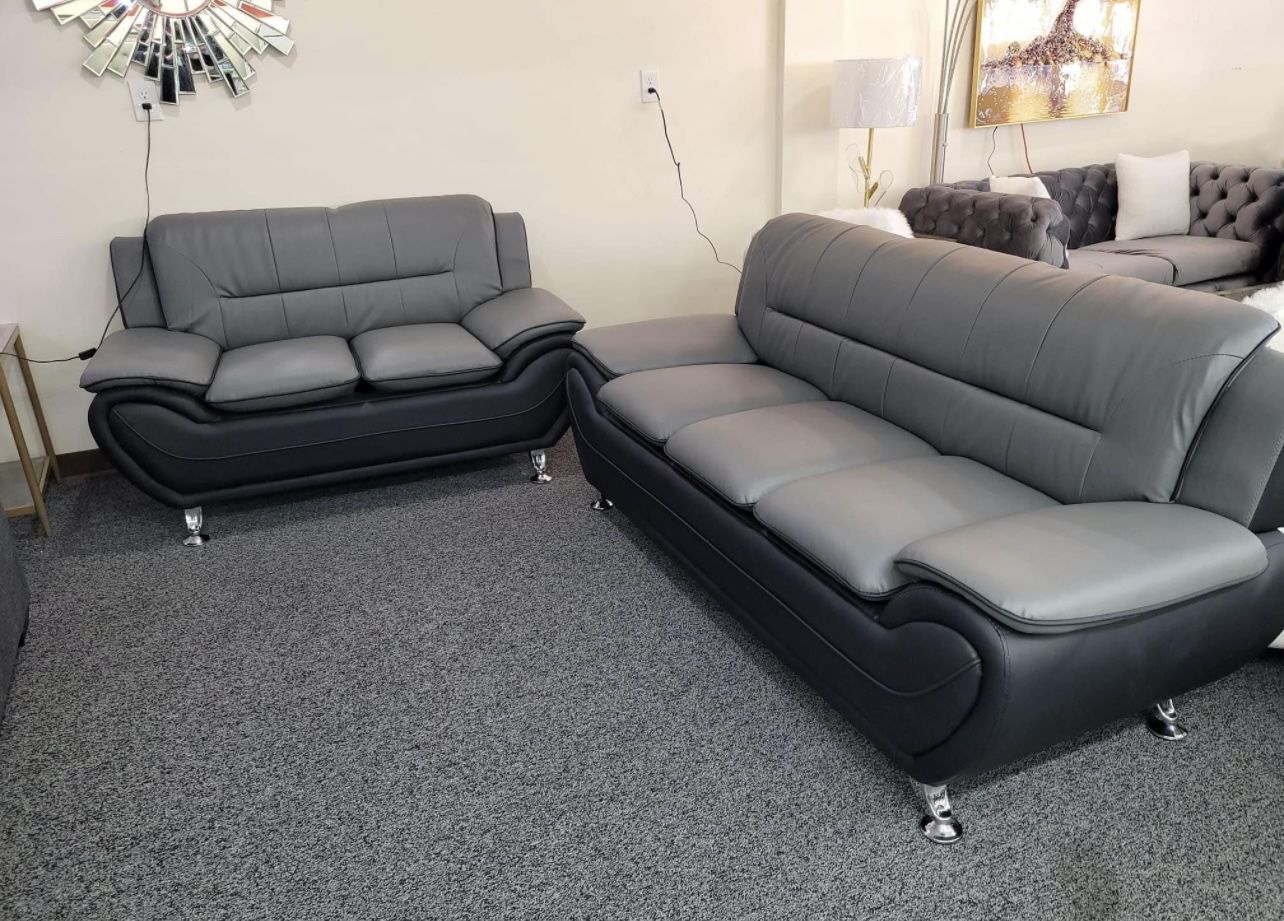 Black Friday Sale!! Sofa & Loveseat Set — now just $598 (limited time only)!