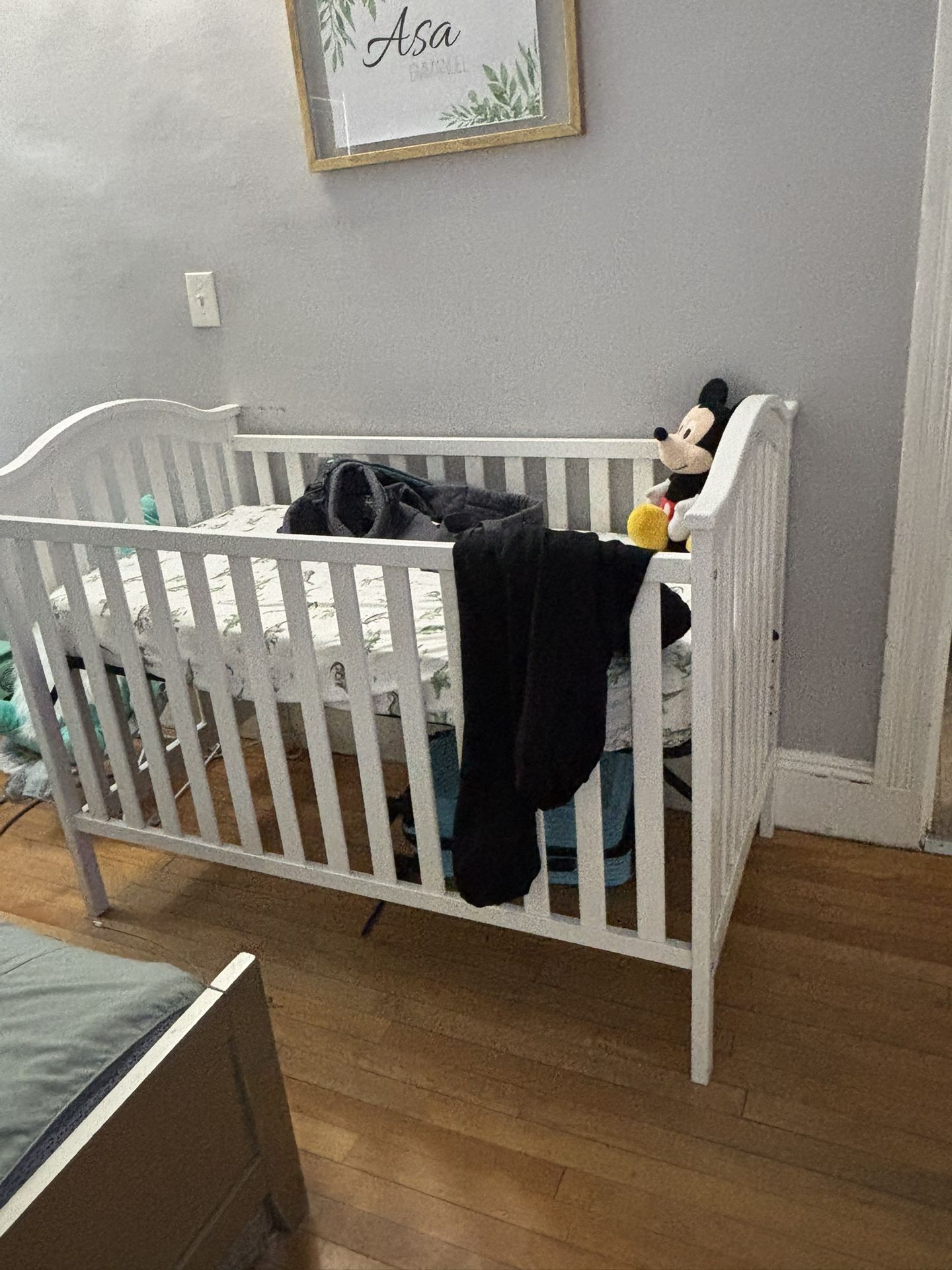 Baby Crib With Mattress