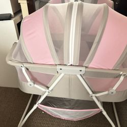Baby bassinet 