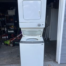 Whirlpool Washer/dryer 