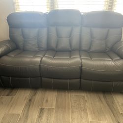 🛋️ Reclining Sofa & Power Recliner Chair Set – Gently Used – Pickup Only
