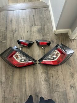 2016-2021 Honda Civic Taillights Red Perfect Condition