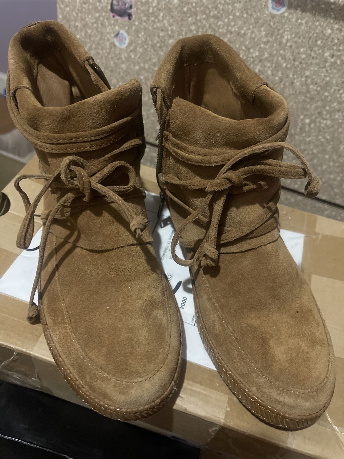 Ugg Women’s Booties Size 6.5