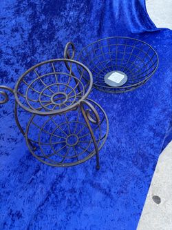 Fruit baskets  together $10