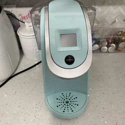 Tiffany blue limited Edition Keurig 2.0 for Sale in Mcallen TX OfferUp