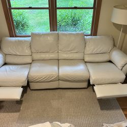Power Reclining Couch (LIKE NEW)