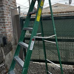 7 foot fiberglass ladder