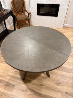 Macys round dining table