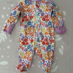 Newborn Girl Clothes