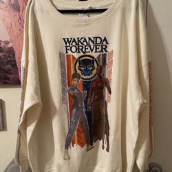 Wakanda Forever Graphic Plus Size Womens Sweatshirt size 1X NEW