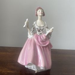 Royal Doulton Porcelain Figurine “Ballard seller” 1966 Limited