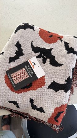 Halloween throw