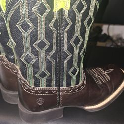 Kid's Youth Ariat Boots 12.5