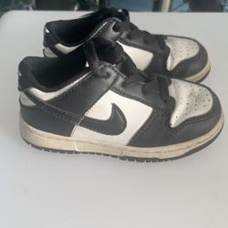 Nike panda Dunks ( Child )