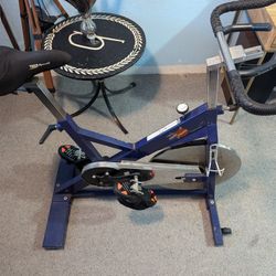 Cali Family Fitness Spin Bike