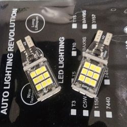 Bright T15 white Led light. Can Be Used For reverse light or 3rdbrake lights.