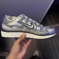Nike Metallic Silver P6000