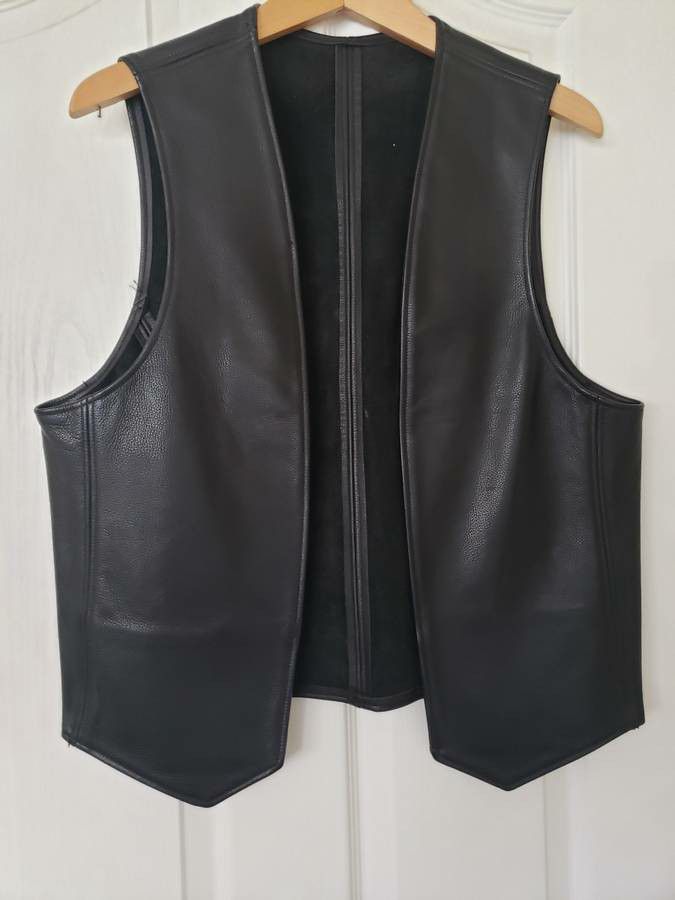 Macleo Sexy Leathers motorcycle vest size 42 Made in USA